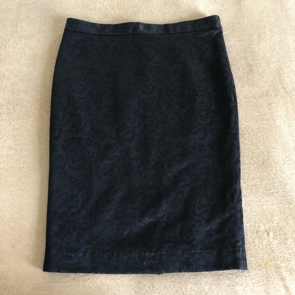 Classy Women’s pencil skirt